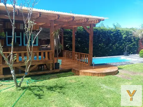 Casa en alquiler temporario - 5 ambientes - mar del plata