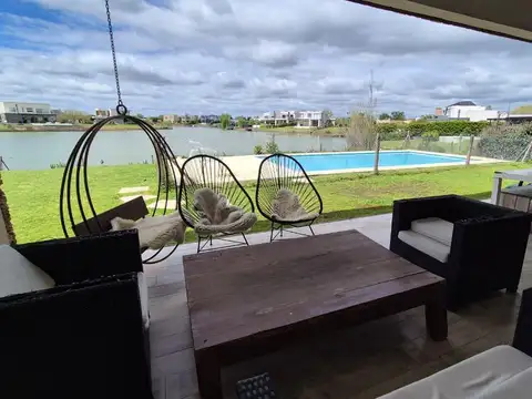 Alquiler verano casa en 1 planta al lago con piscina