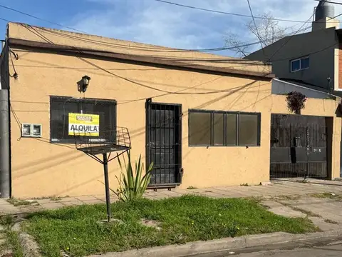 Casa dúplex  en alquiler en pilar, g.b.a. zona norte, argentina