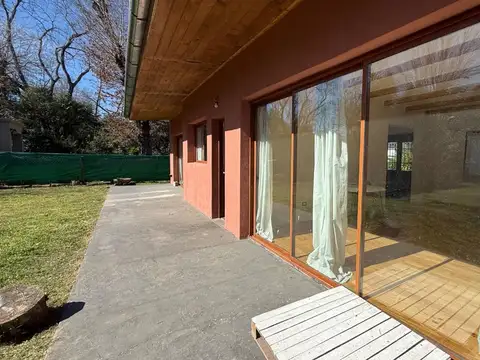 Alquiler casa 2 amb. pilar lalonja 595 mts parque