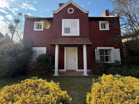 Casa | 4 ambientes | piscina | suite | galería | soles del pilar