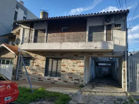 Casa ph al fondo 3 ambientes - haedo