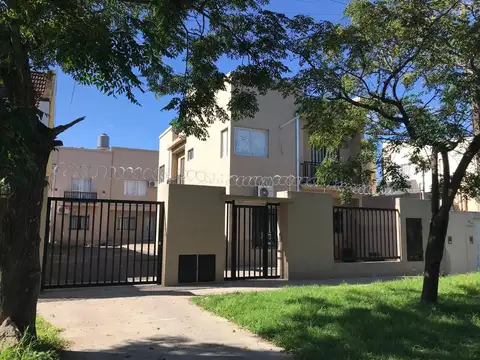 Duplex en alquiler con cochera, san miguel