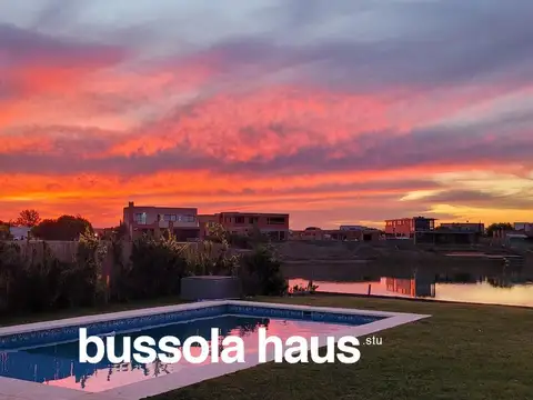 Casa en venta y alquiler al lago, en una planta san sebastian pilar