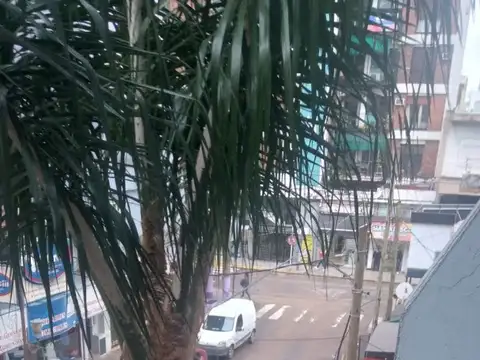 Monoambiente en alquiler apto profesional   zona centro ramos mejia