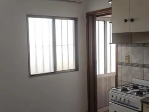 Departamento 1*piso 2amb con patio