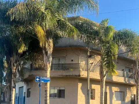 Depto 2 amb al frente con balcon- muy luminoso- $490.000