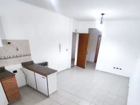 Departamento 2 amb pb frente alquiler ramos mejia