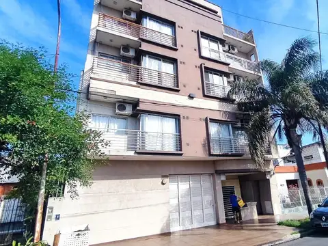 Departamento 2 amb balcon alquiler v luzuriaga
