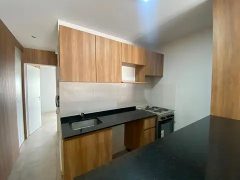 Alquiler departamento 2 ambientes  moron cochera