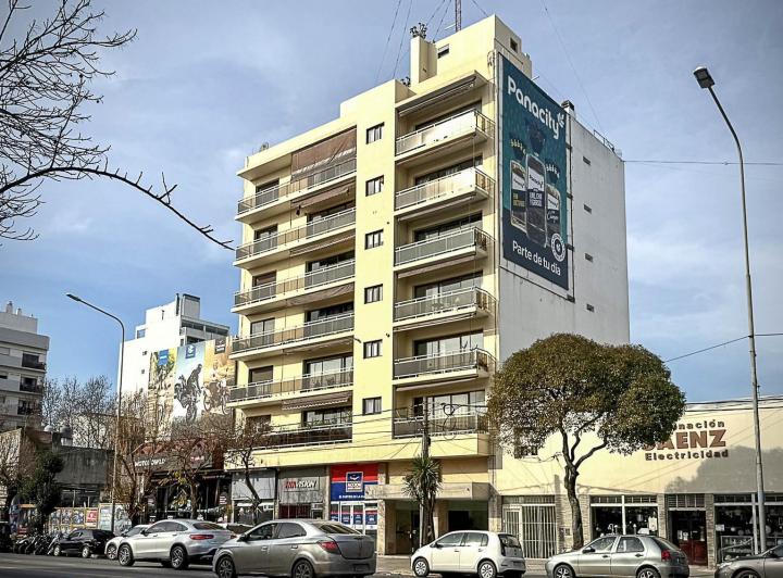Departamento · 130m² · 4 Ambientes · 1 Cochera