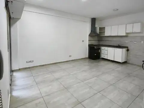 Departamento de 2 ambientes con cochera
