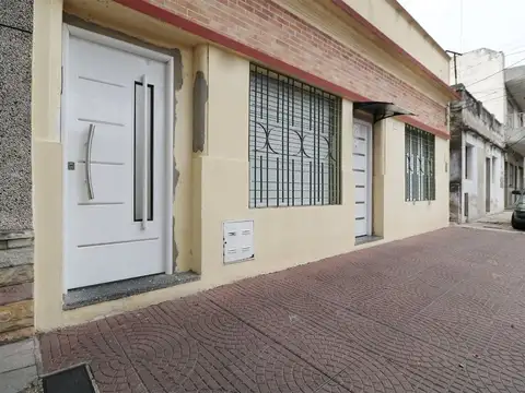 Ph dos  ambientes luminoso con terraza y parilla !