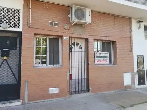 Departamento 2 ambientes al frente