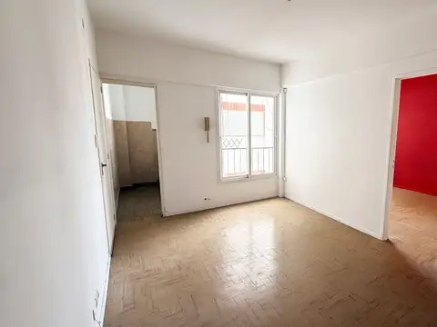 Venta depto 2amb. ramos mejia centro