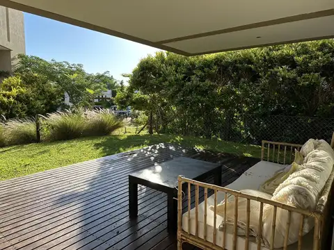 4 ambientes con jardín en una planta en venta en las piedras- nordelta