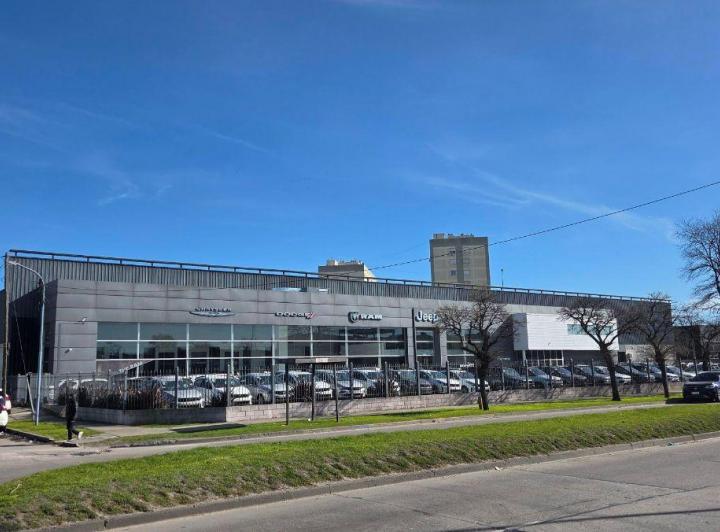 Local comercial · 3981m² · 2 Ambientes · 2 Cocheras