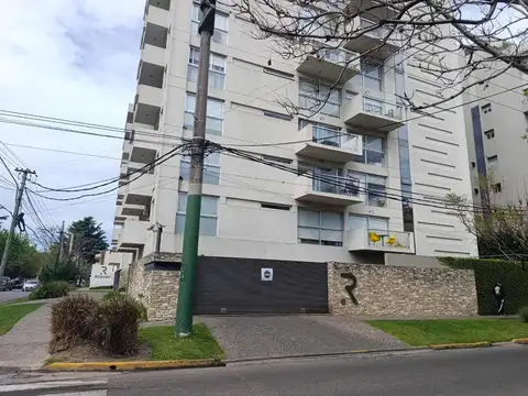 Cochera en venta en ituzaingó norte centro