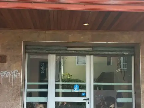 Local comercial en alquiler – berazategui centro