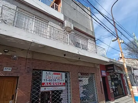 Local alquiler sobre avenida s/expensas lomas del mirador