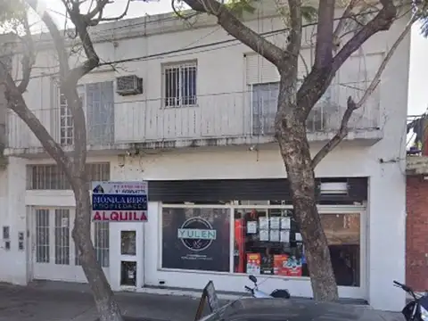 Muy buen local