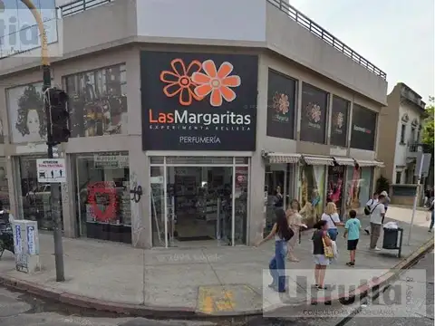 Local en moron sur