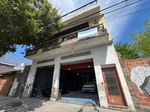 Galpon 200m2 + depto 3 amb (342m2 zona id)