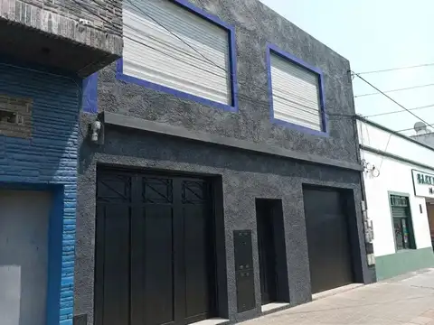 Venta galpon + local y 2 deptos 3 amb, l. mirador