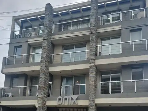 Oficina en alquiler  -  edificio onix   panam km 53.5 y 3 de febrero