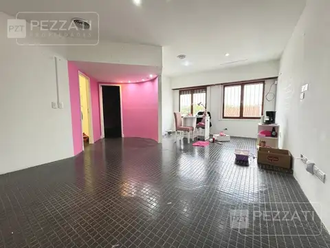 Oficina en alquiler. güemes y avellaneda. primer piso por escalera