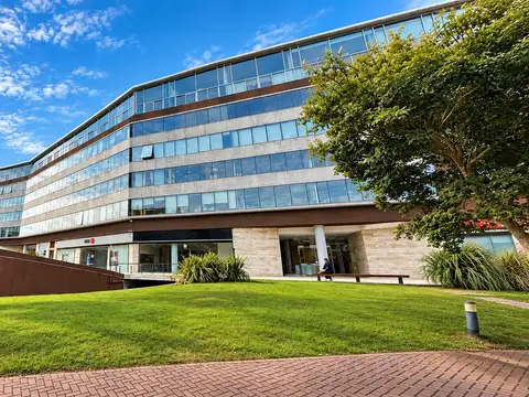Oficina en alquiler – 109 m² | centro comercial nordelta