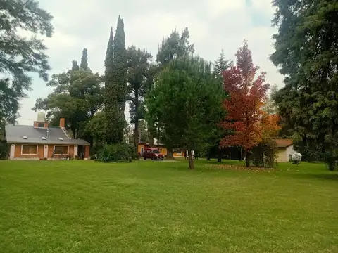 Casa quinta en general rodriguez.