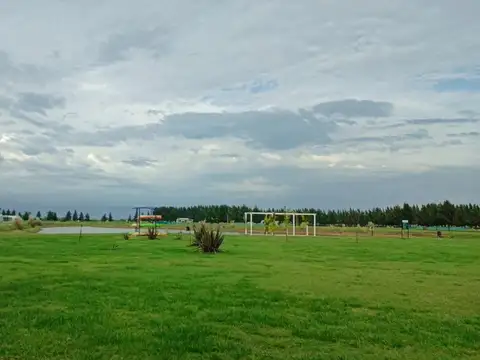 Lote en venta campos de roca ii permuta/ financia