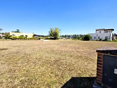 Venta lote barrio matisse cardales 1000m2 financia