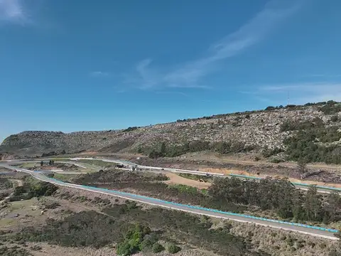 Lote de 1301 mts al pie de sierra la barrosa, bce
