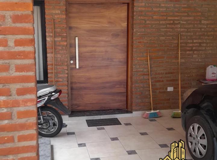 Casa · 200m² · 4 Ambientes · 2 Cocheras