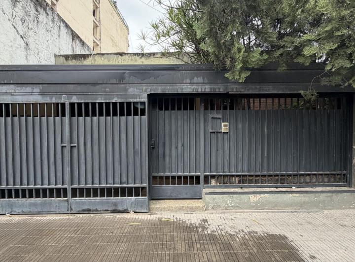 Casa · 169m² · 6 Ambientes · 2 Cocheras