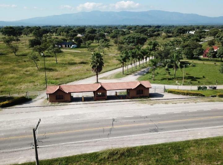 Terreno · 2000m²
