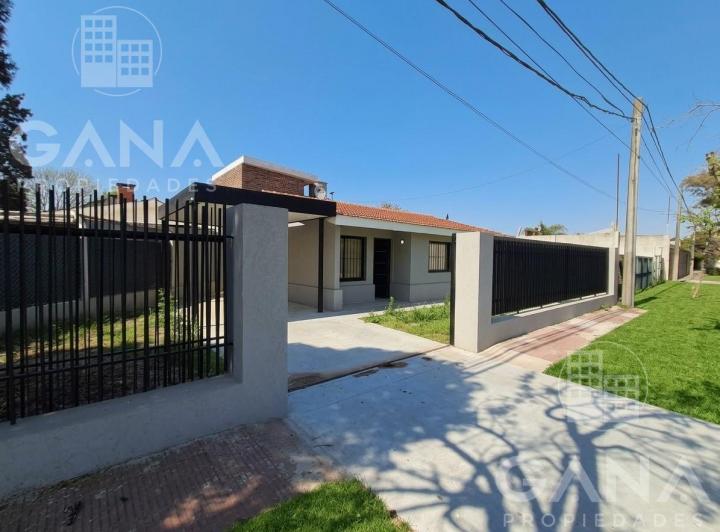 Casa · 98m² · 5 Ambientes · 1 Cochera