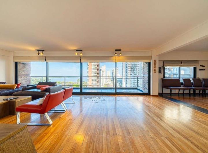 Departamento · 180m² · 4 Ambientes · 2 Cocheras