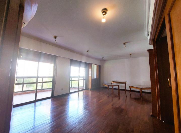 Departamento · 150m² · 5 Ambientes · 1 Cochera