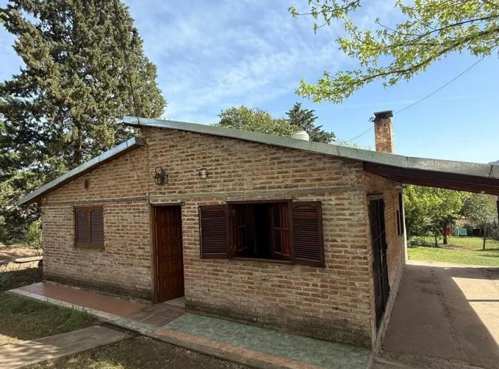 Casa · 5 Ambientes · 2 Cocheras