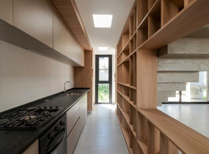 Casa · 180m² · 4 Ambientes · 2 Cocheras
