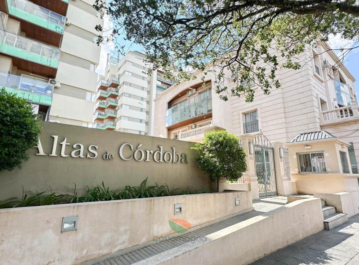 Departamento · 152m² · 4 Ambientes · 1 Cochera