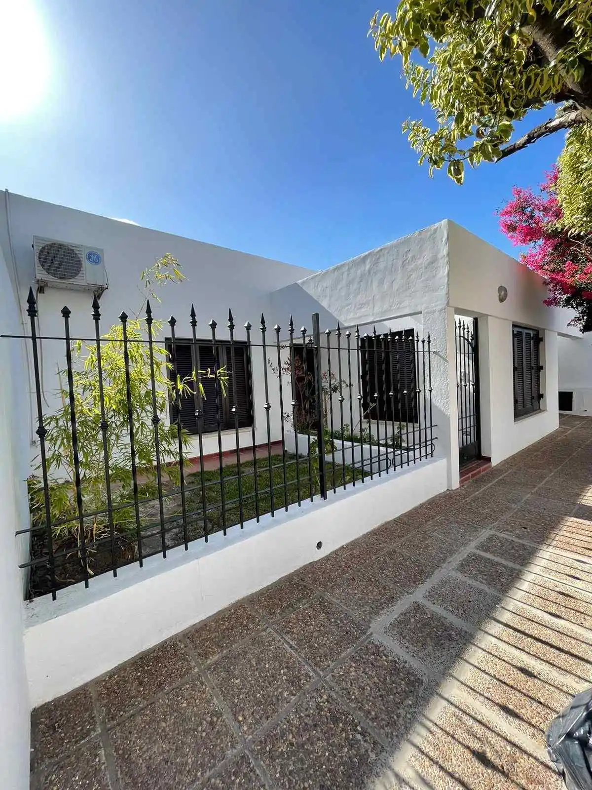 VENTA CASA - BARRIO CRISOL SUR - CBA CAPITAL