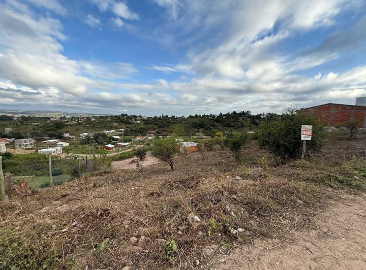 Terreno · 432m²
