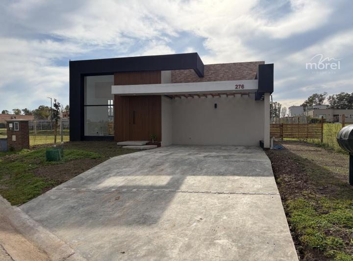 Casa · 116m² · 3 Dormitorios · 1 Cochera