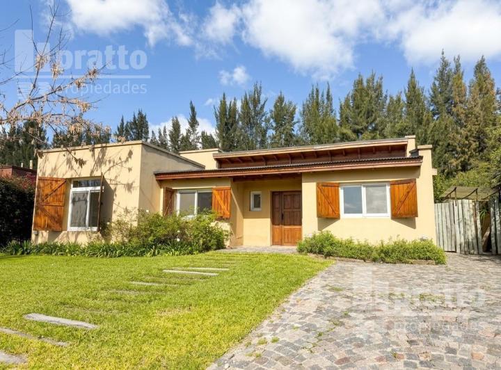 Casa · 165m² · 4 Ambientes