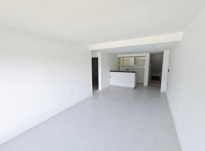 Departamento · 57m² · 3 Ambientes · 6 Cocheras