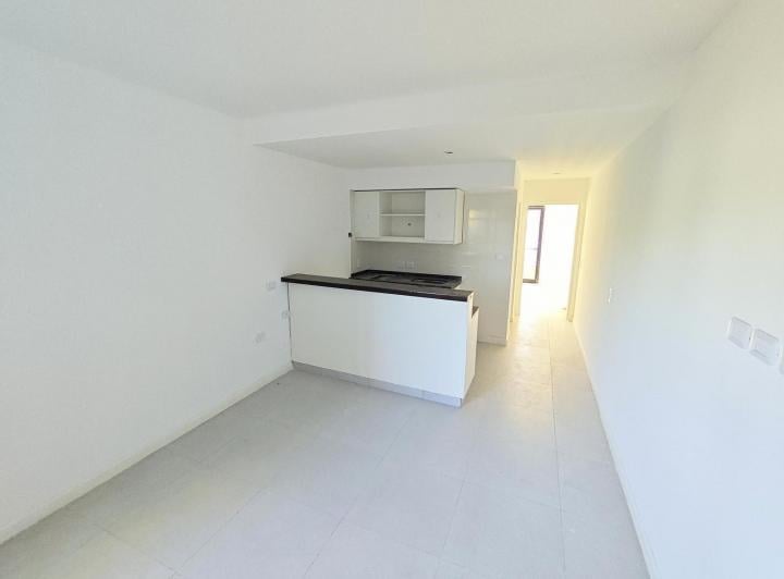 Departamento · 38m² · 2 Ambientes · 6 Cocheras